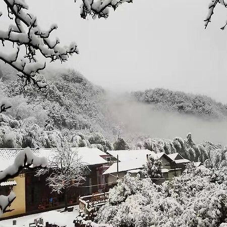 Zhangjiajie Yueranju Hostel 外观 照片